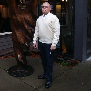 Meet your Posher, Carlos